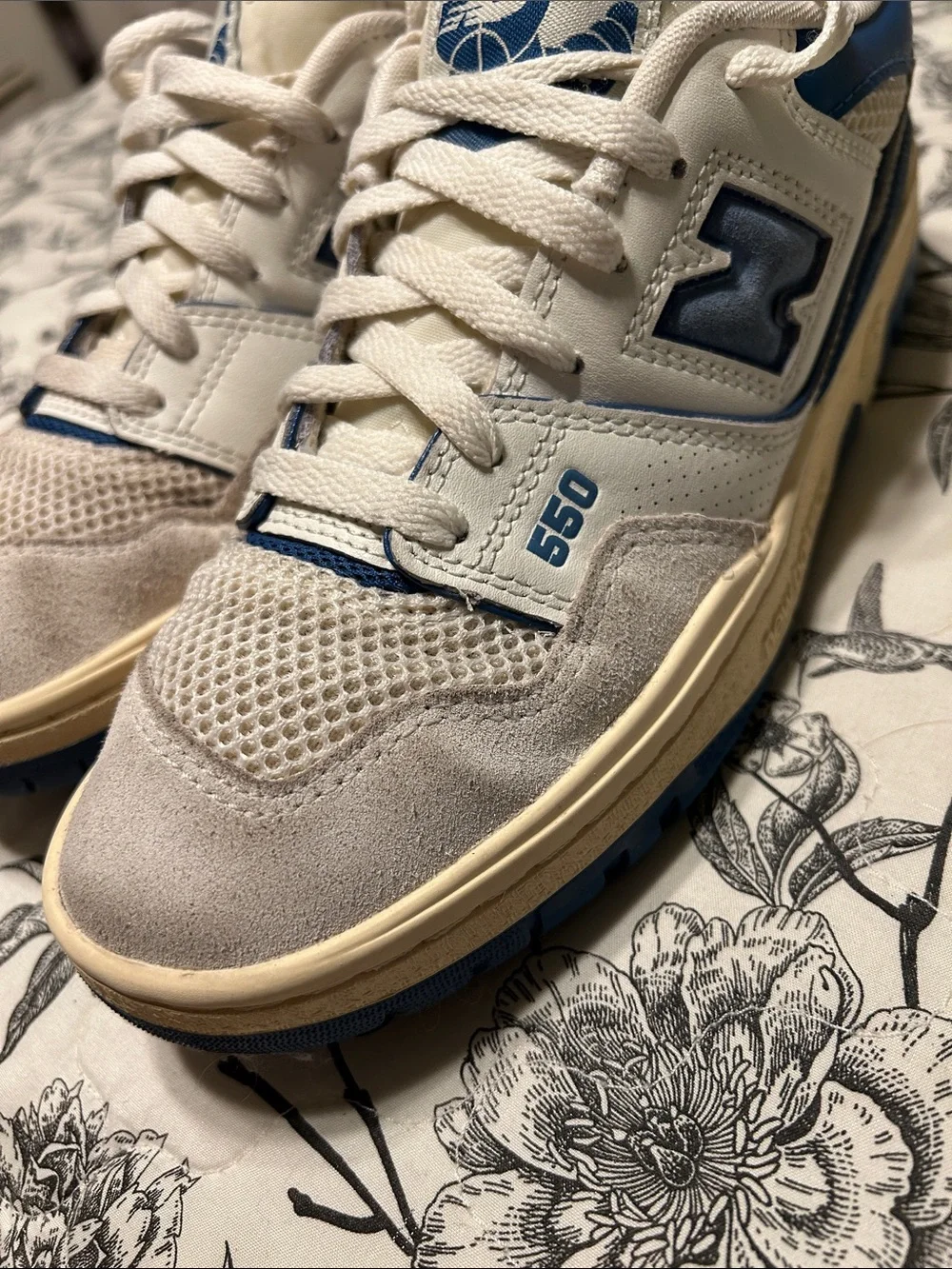 New Balance 550 sea salt pack blue agate GUC size M6.5 /W 8